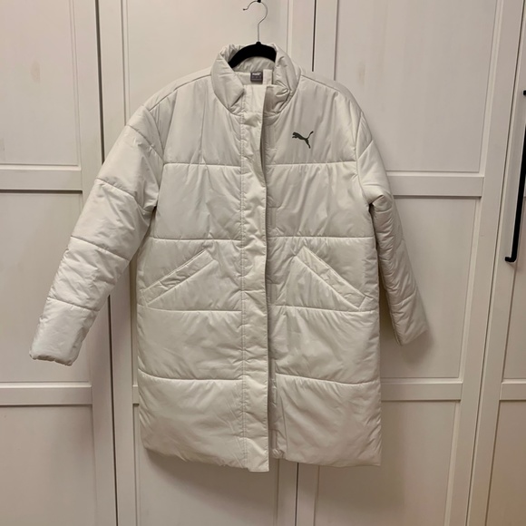 PUMA Women’s M ESS Padded Puffer Jacket Coat NWT M - Picture 2 of 7
